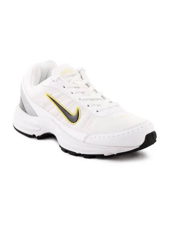 Nike Women Transform White Sports Shoes