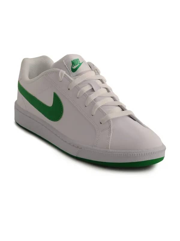 Nike Men Esquire White Sports Shoes