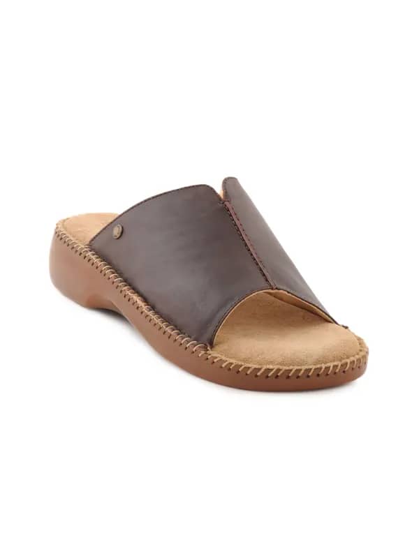 Enroute Women Casual Brown Flats