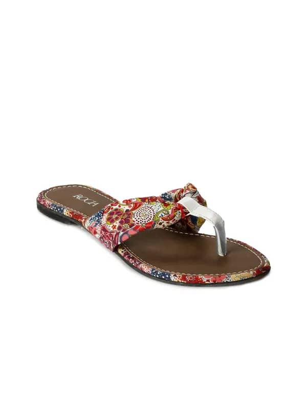 Rocia Women White Flats
