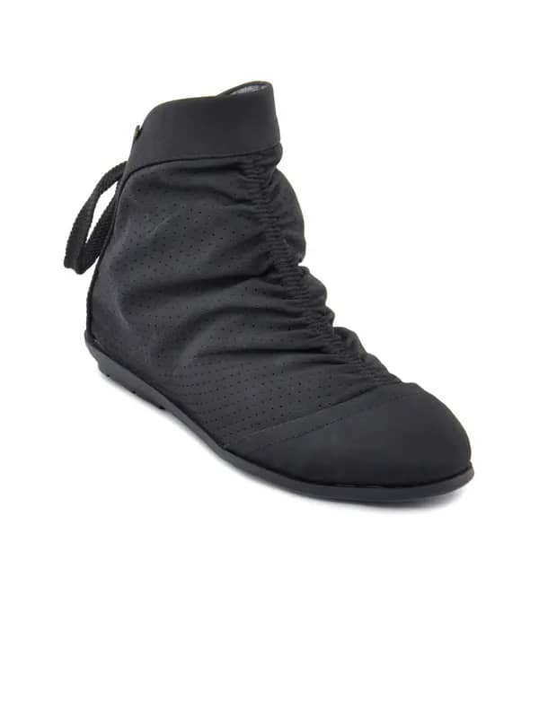 Catwalk Women Back Strap Black Casual Shoe