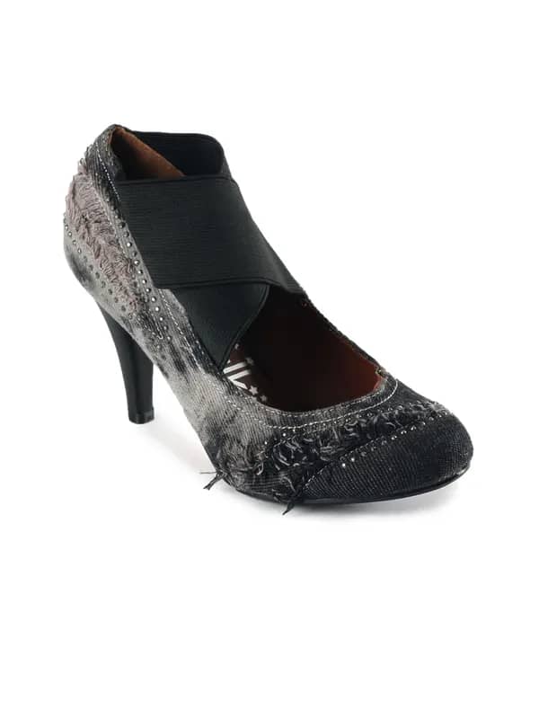 Catwalk Women Black Heels