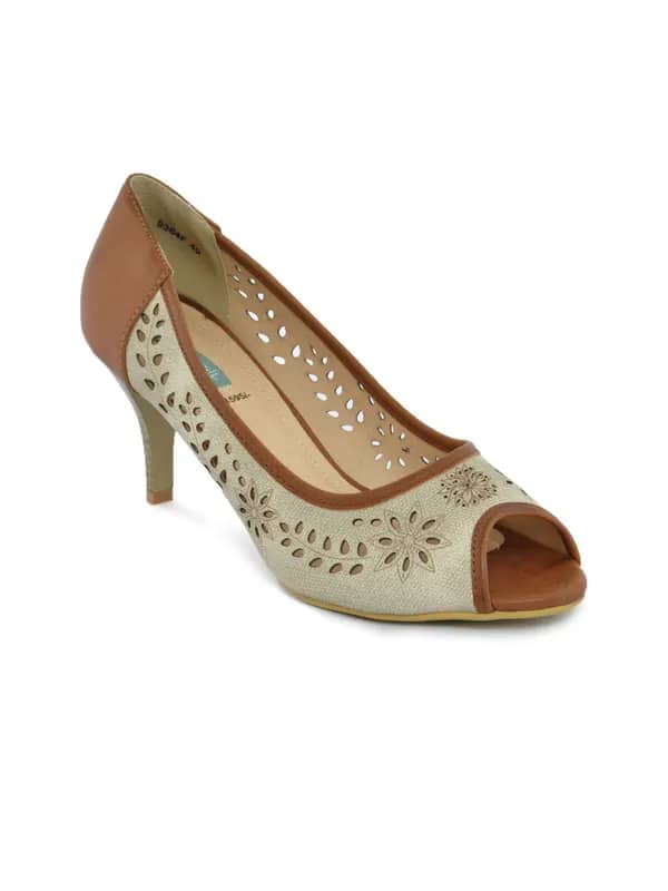 Catwalk Women Peep Toe Beige Peep Toes