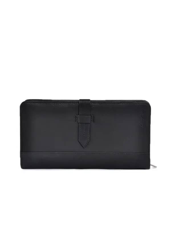 Newhide Black Unisex Travel Pouch Passport Holder