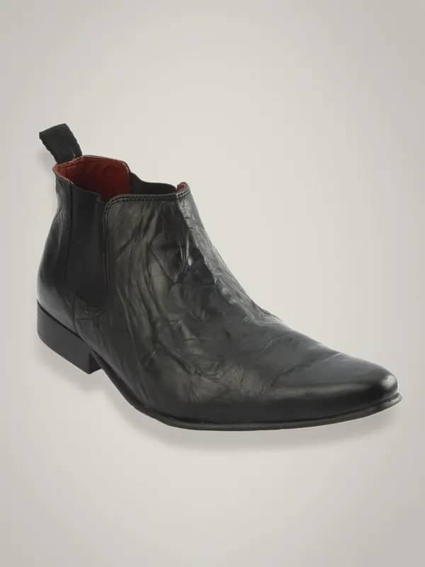 Red Tape Men's Casual Black Shoe