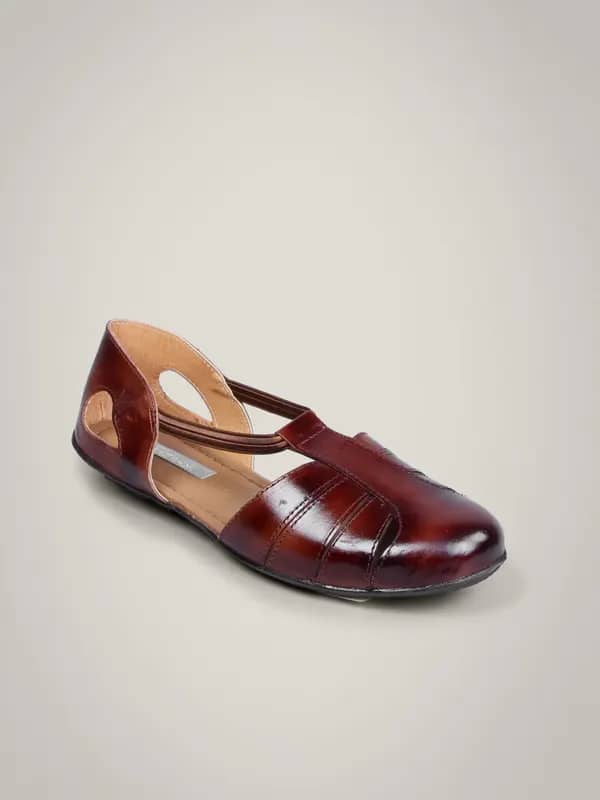 Catwalk Women Leather Brown Cut Flats