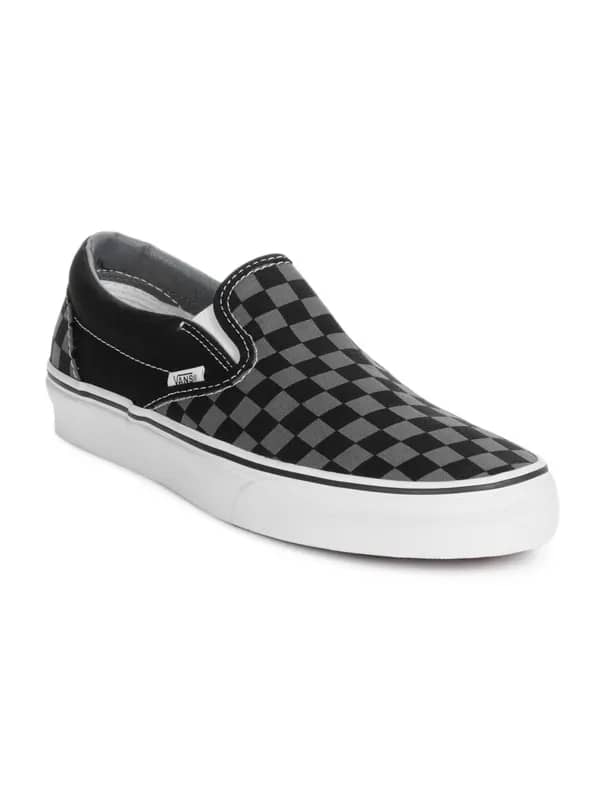 Vans Unisex Classic Slip-On Black Shoes