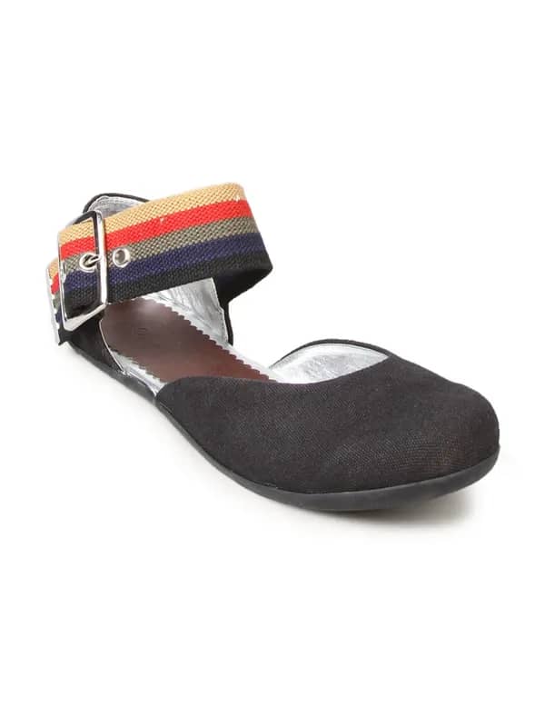 Catwalk Women Black Flats