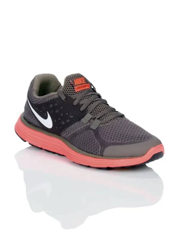 Nike Women Lunarswift +3 Olive Sports Shoes