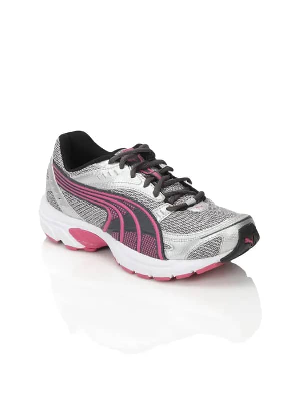 Puma Women Grey Axis Sports Shoes