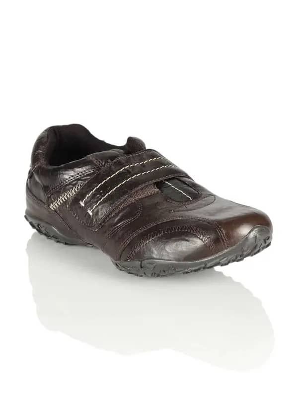 Red Tape Men Brown Shoes
