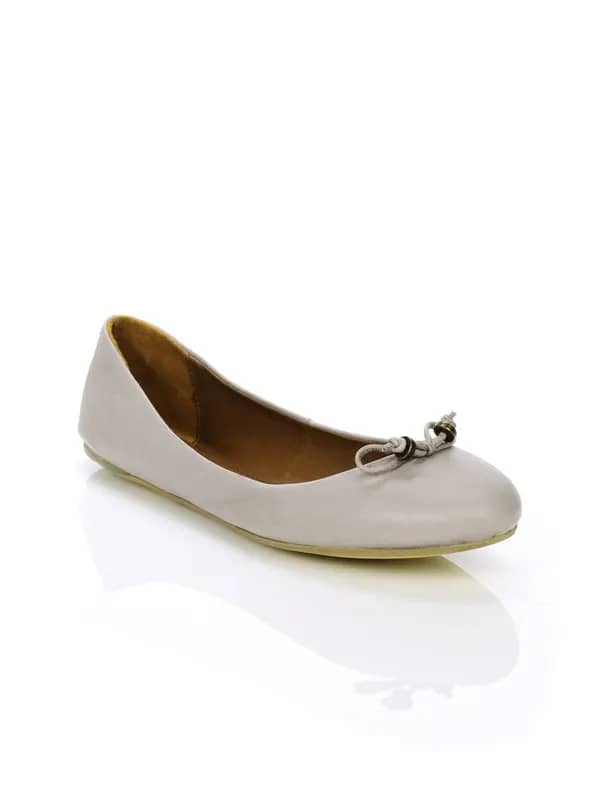 Enroute Women Grey Shoes