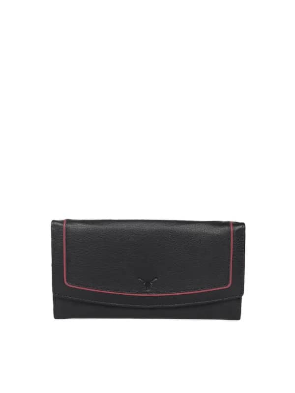 Hidekraft Women Black Wallet