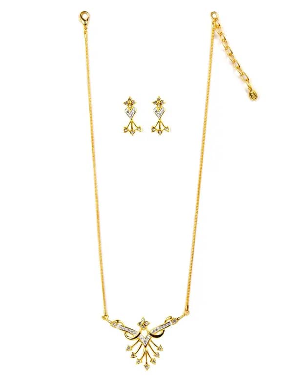 Estelle Women Gold Jewellery Set