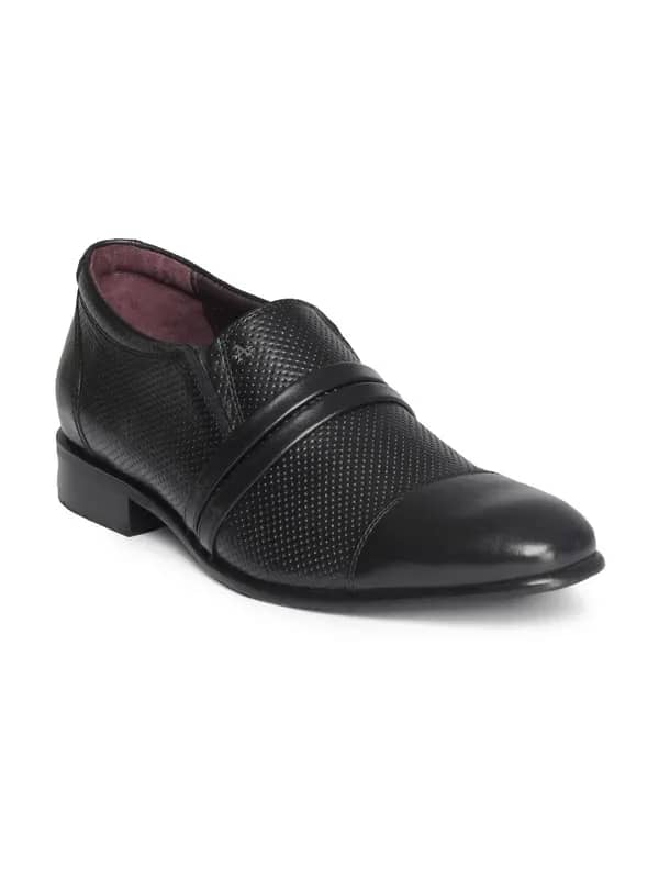 Arrow Men Black Formal Shoes