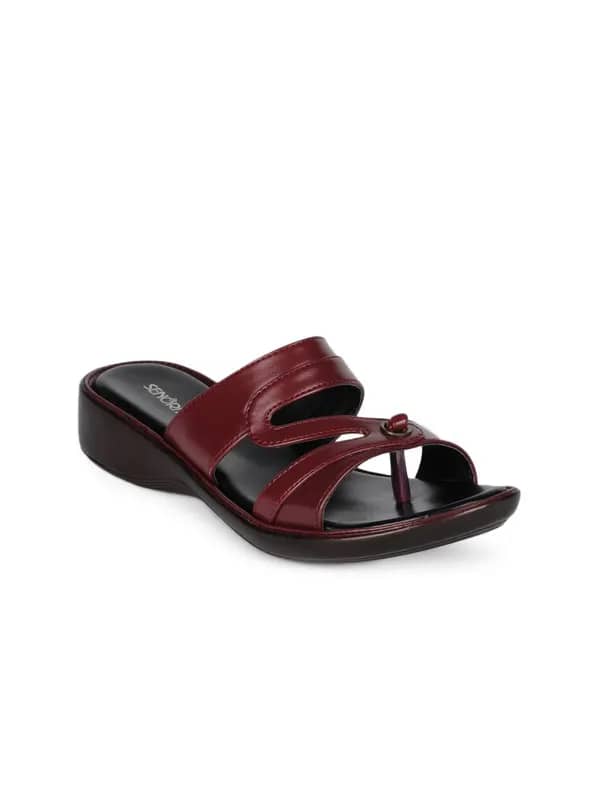 Senorita Women Maroon Sandals