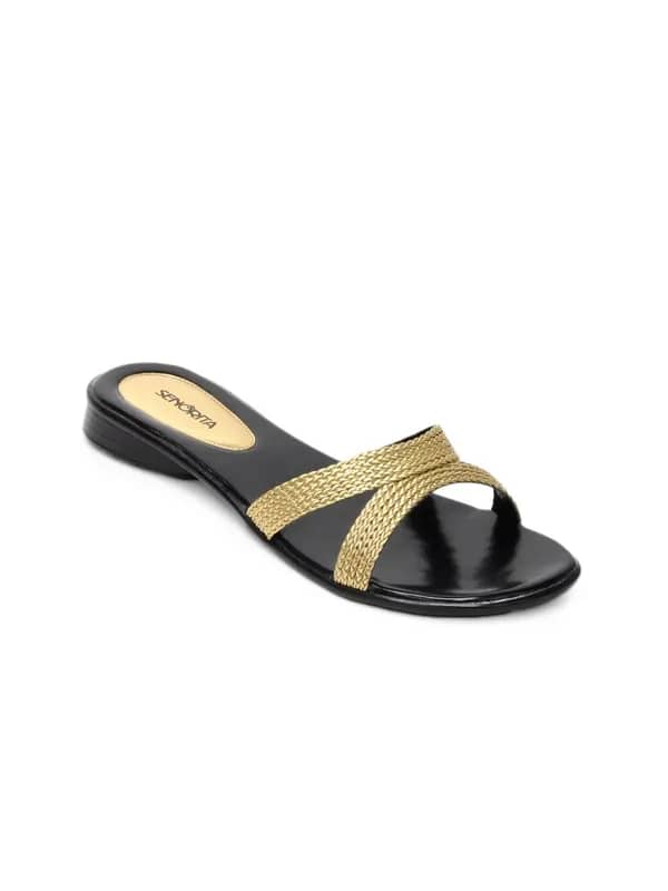 Senorita Women Black Flats
