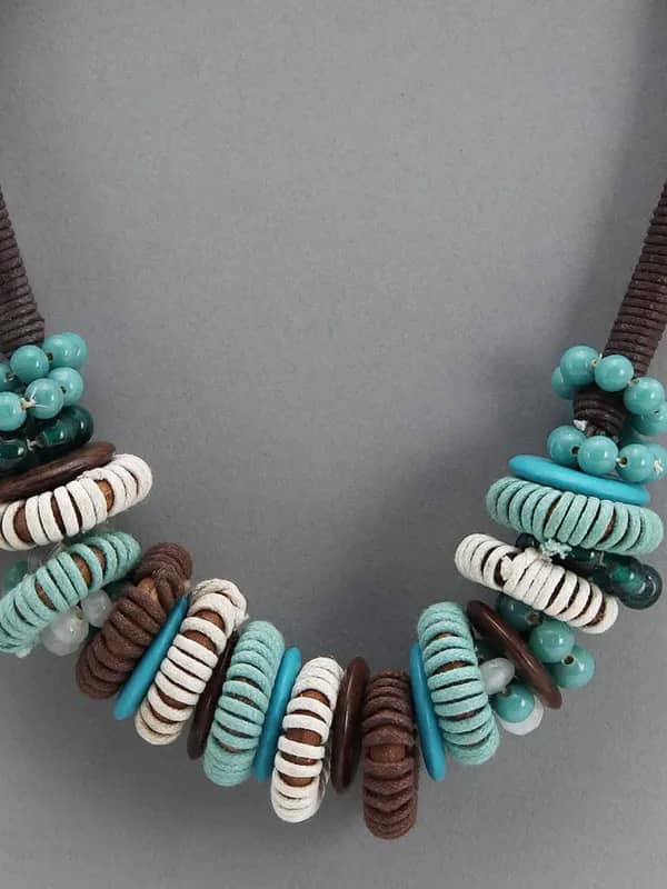 Adrika Women Blue & Brown Beaded Necklace