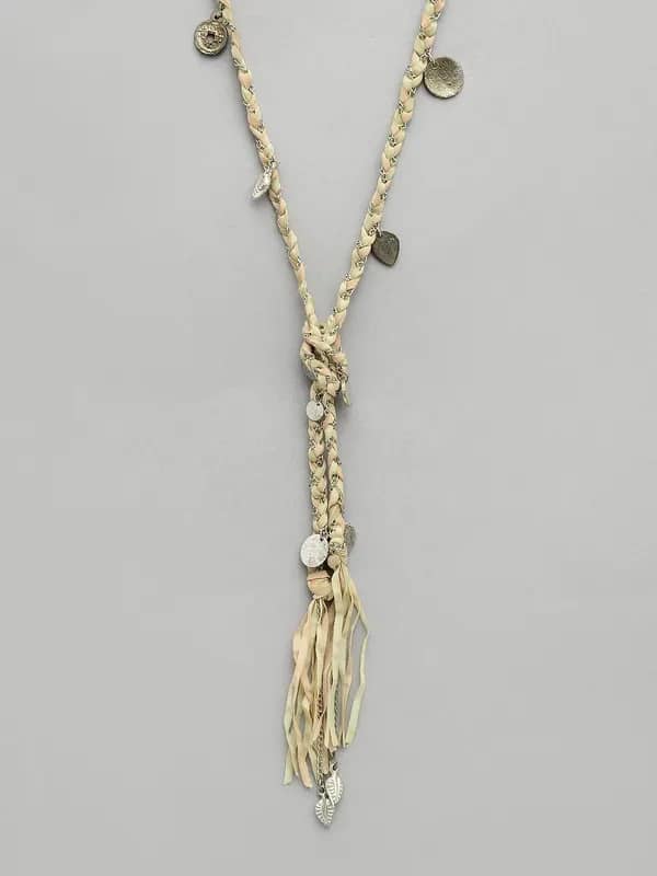 Adrika Women Beige & Pink Necklace