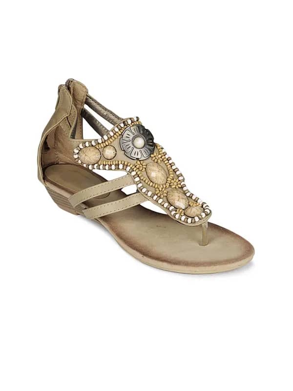 Catwalk Women Beige Flats