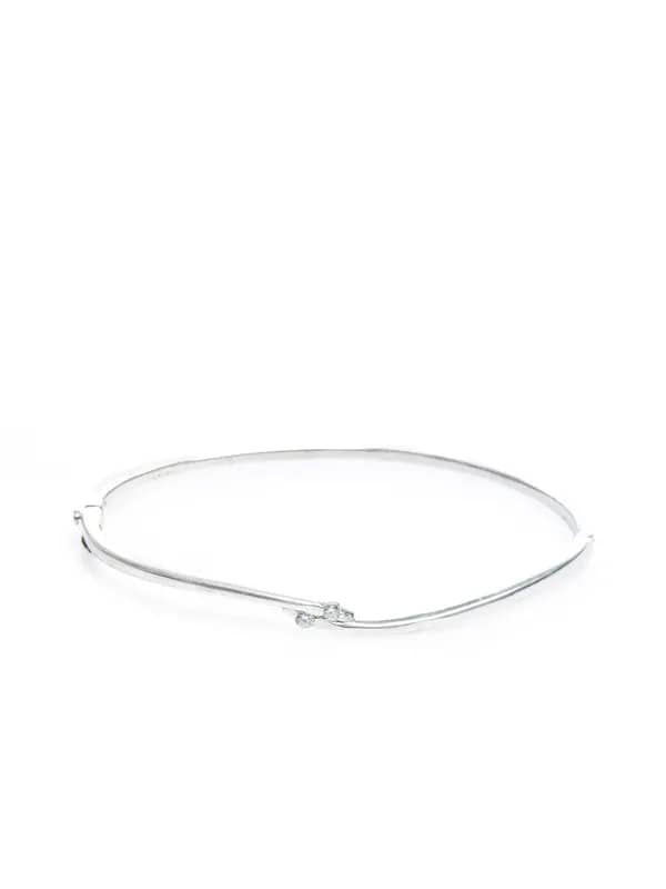 Lucera Women Silver Bangle