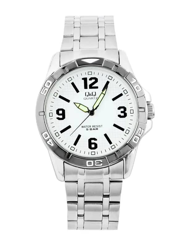 Q&Q Men White Dial Analog Watch