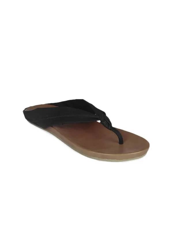Rocia Women Black Flats