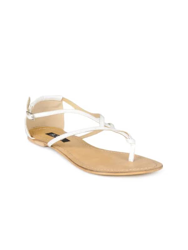 Rocia Women White Flats