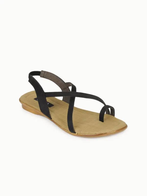 Rocia Women Black Flats