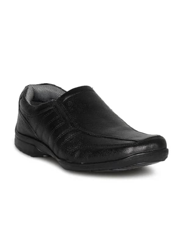 Red Tape Men's Black Shoe