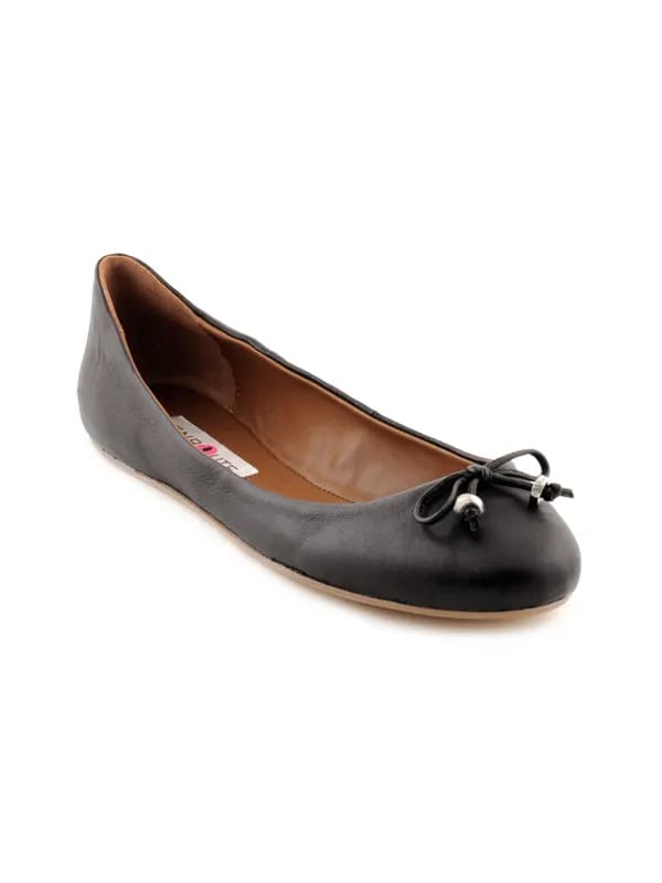 Enroute Women Black Ballerinas