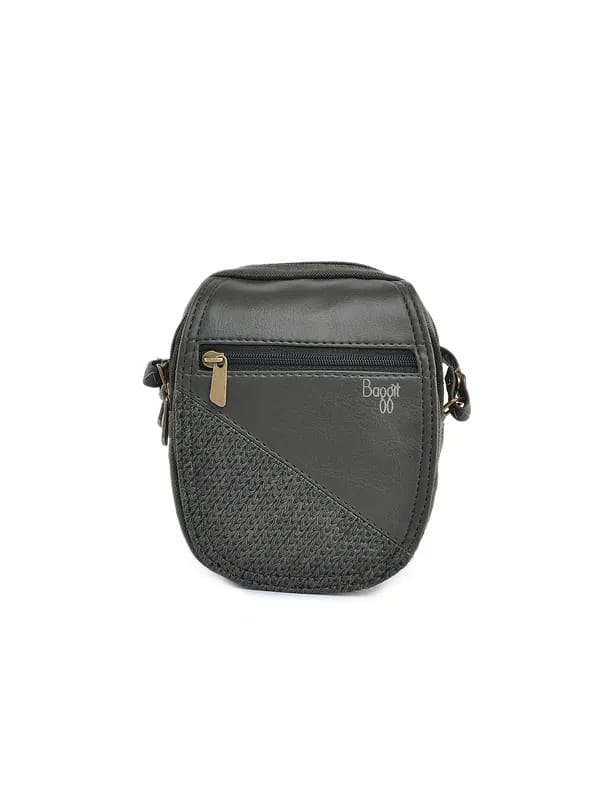 Baggit Women Parinacrush Olive Mobile Pouch