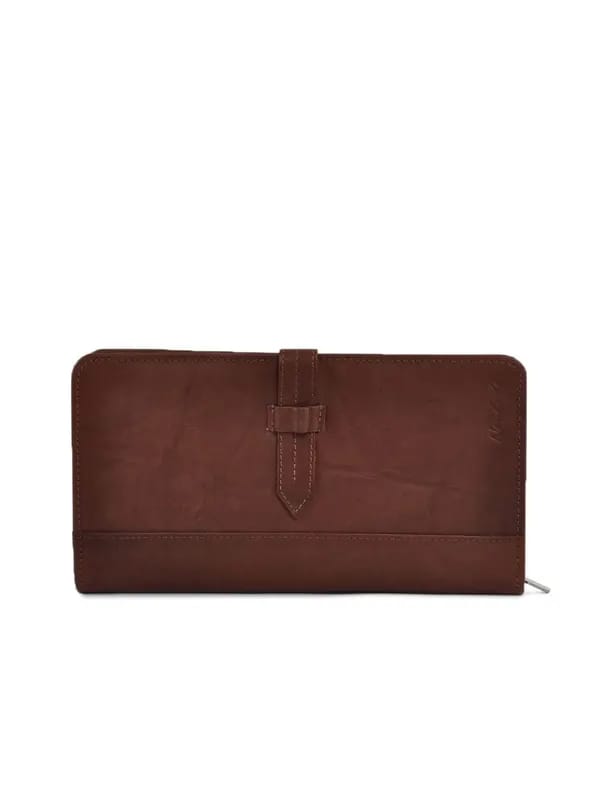 Newhide Brown Unisex Antique Passport Holder