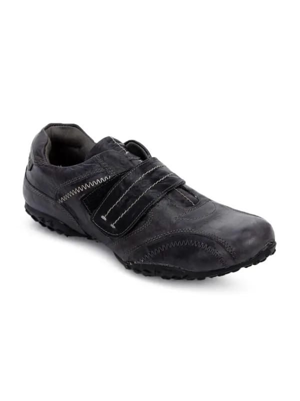 Red Tape Men Grey Shoes