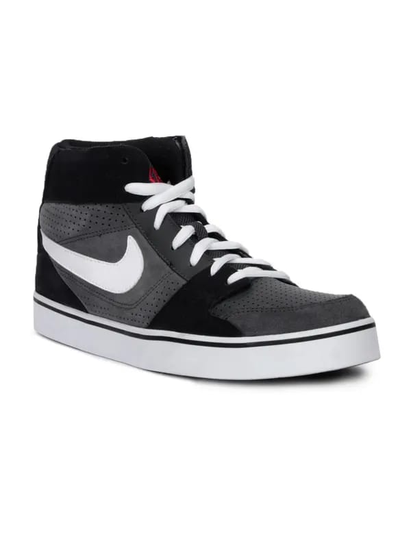 Nike Men Ruckus Grey Sports Shoes