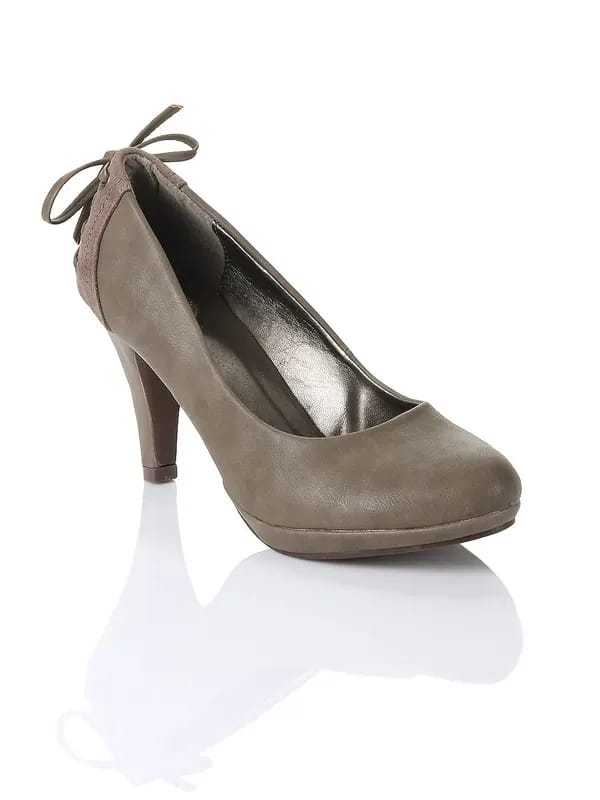 Cobblerz Women Beige Pumps