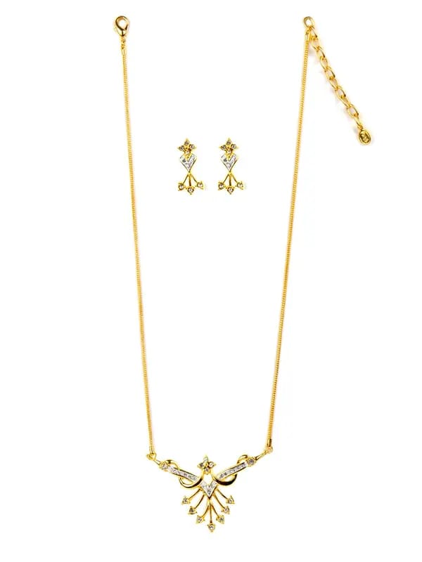 Estelle Women Gold Jewellery Set
