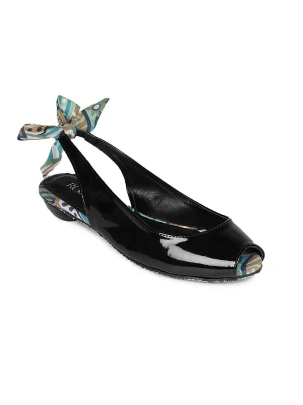 Rocia Women Black Flats