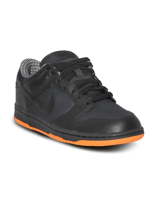 Nike Men's Dunk Low Black Shoe