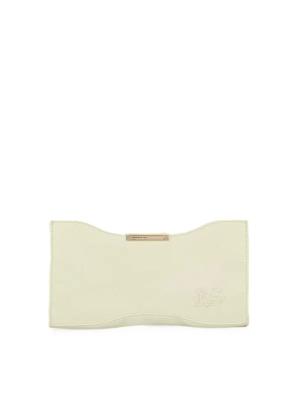 Rocky S Cream Amazon Clutch