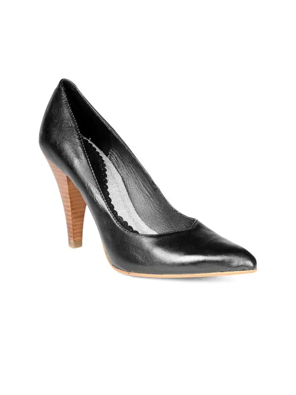Carlton London Women Black Pumps