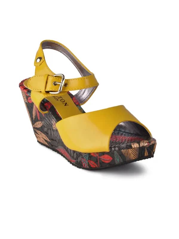 Carlton London Women Casual Yellow Sandals