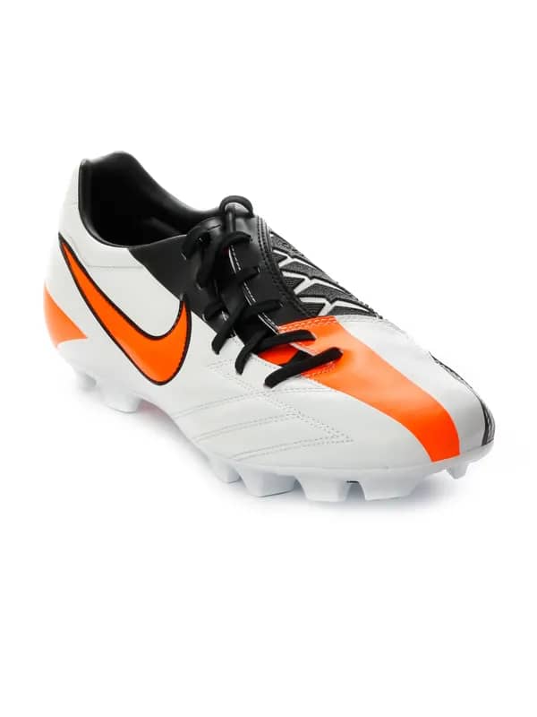 Nike Men T90 Shoot I\/ HG-B White Sports Shoe