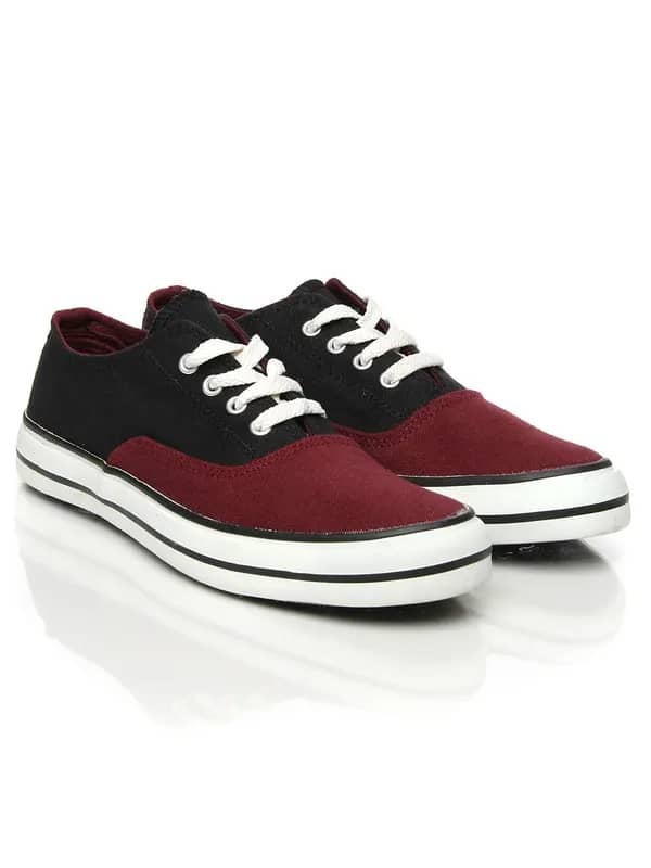 Converse Men Black & Maroon Oxford Casual Shoes